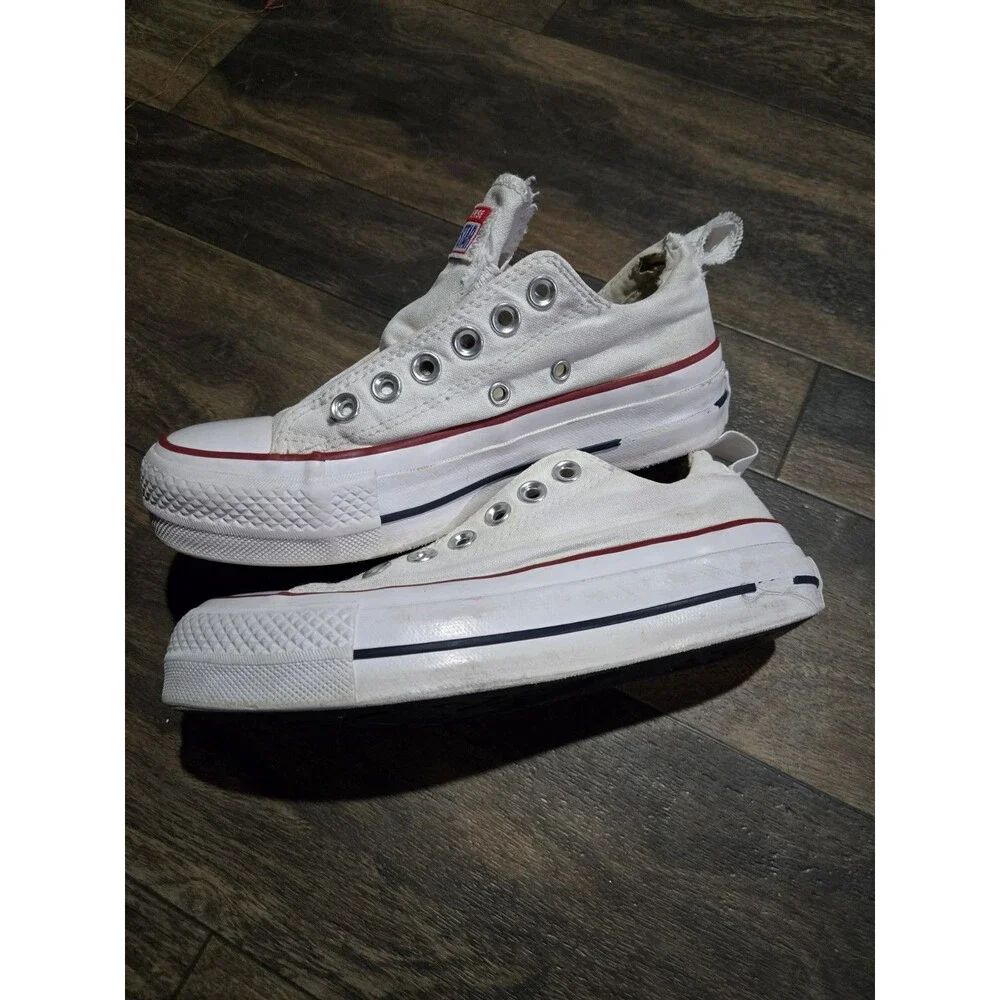 Converse all star sz 5 white low top 1.25